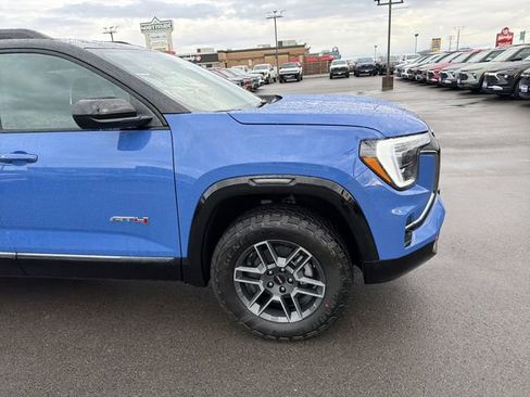 New 2026 GMC Terrain AT4 w/ LPO, Floor Liner Package AWD/4WD image 4