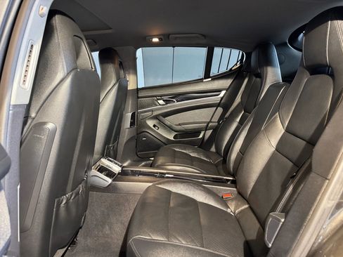 Used 2013 Porsche Panamera S RWD image 23