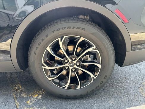 New 2025 Lincoln Nautilus Premier w/ Equipment Group 102A image 20