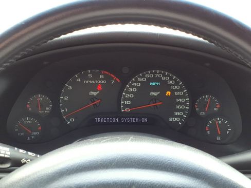 Used 2003 Chevrolet Corvette Convertible w/ Preferred Equipment Group1 RWD image 21