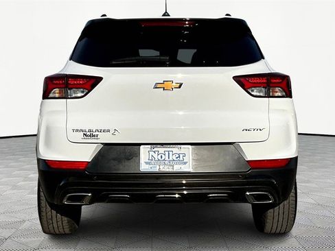 Used 2023 Chevrolet TrailBlazer ACTIV image 4