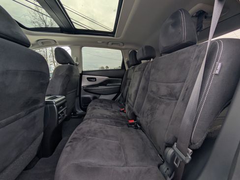 Used 2019 Nissan Murano SV w/ Premium Package image 33