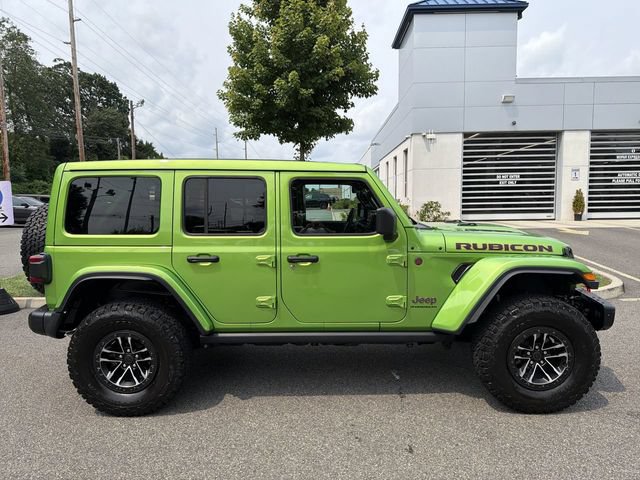 Used 2025 Jeep Wrangler Unlimited Rubicon AWD/4WD image 9