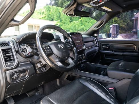 Used 2019 RAM 2500 Limited AWD/4WD image 22