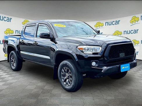 Used 2023 Toyota Tacoma SR5 AWD/4WD image 1