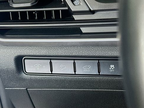 Used 2025 Kia Telluride S image 16