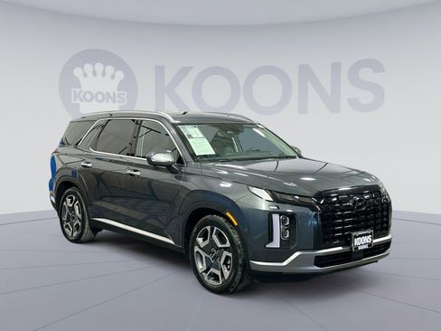 Used 2023 Hyundai Palisade Limited image 10