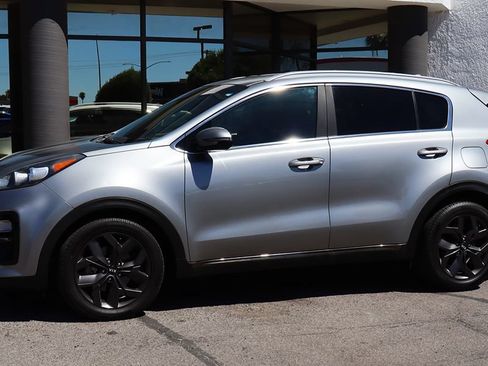 Used 2020 Kia Sportage S FWD image 7