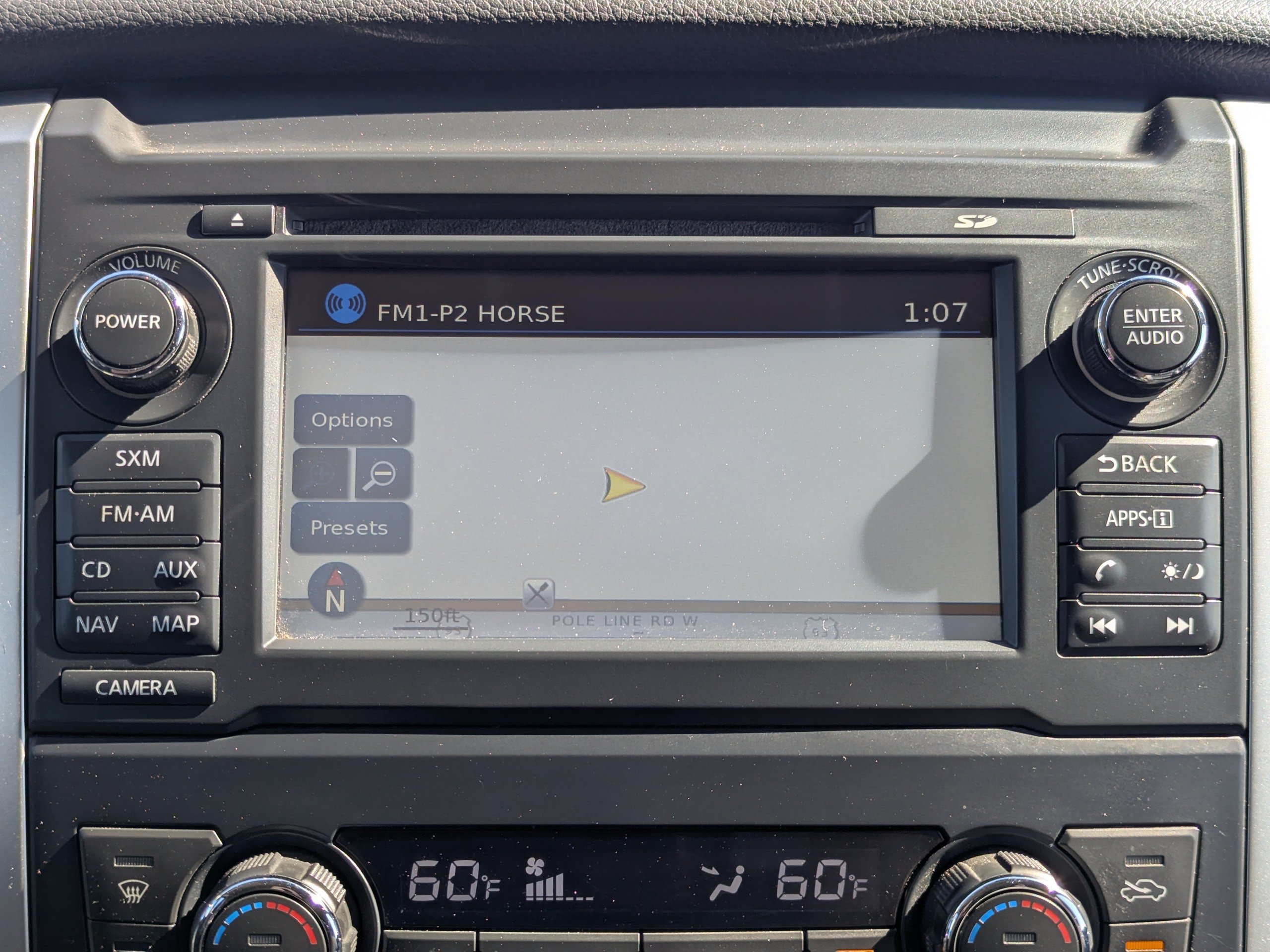 Used 2016 Nissan Titan PRO-4X AWD/4WD image 22
