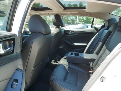 Used 2023 Nissan Maxima Platinum w/ Sport Mat Group FWD image 34