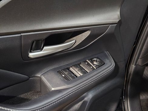 Certified 2025 Toyota Grand Highlander AWD image 21