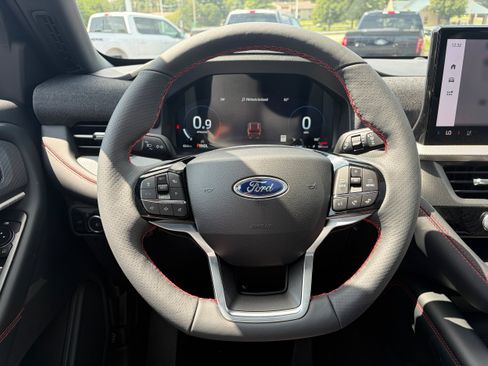 New 2026 Ford Explorer ST-Line w/ ST-Line Street Pack AWD/4WD image 18