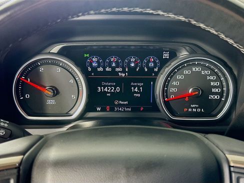 Used 2023 Chevrolet Silverado 2500 High Country image 25