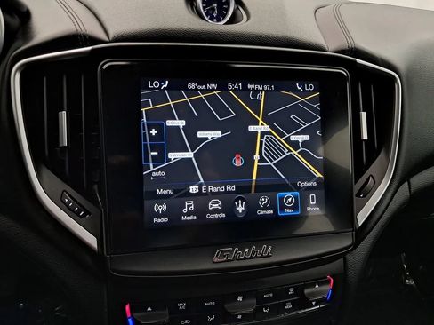Used 2019 Maserati Ghibli S Q4 AWD/4WD image 10