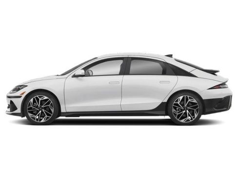 Used 2024 Hyundai Ioniq 6 SEL image 3