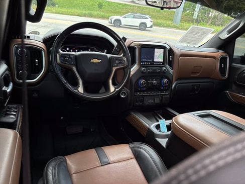 Used 2022 Chevrolet Silverado 2500 High Country w/ Z71 Off-Road Package AWD/4WD image 19