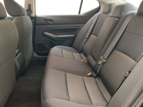 Used 2024 Nissan Altima 2.5 S FWD image 18