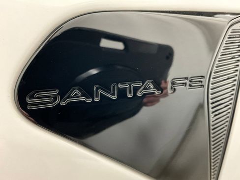 Used 2025 Hyundai Santa Fe Limited AWD/4WD image 31