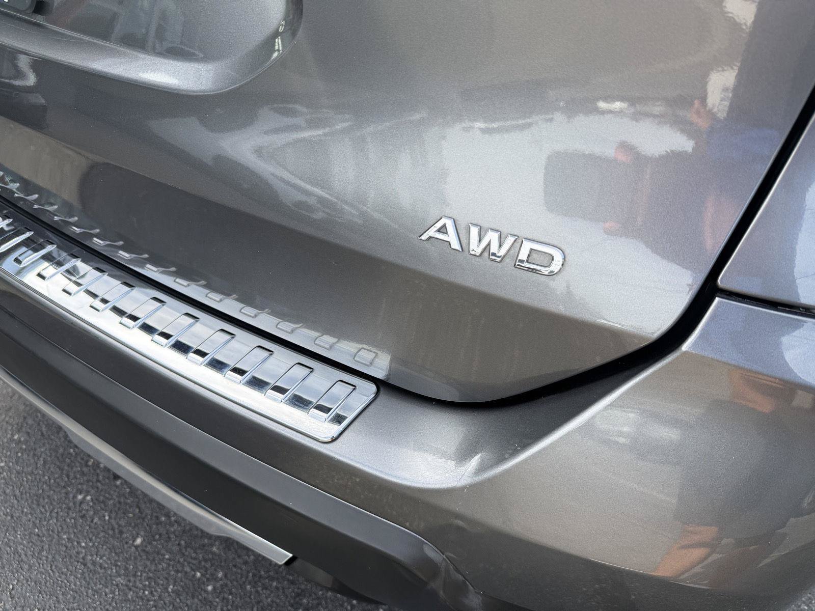 Used 2020 Nissan Rogue S AWD/4WD image 17