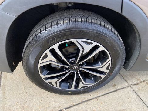 Used 2020 Hyundai Santa Fe Limited FWD image 34