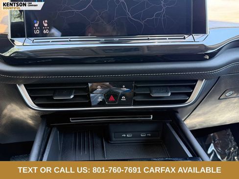 Used 2025 Volkswagen Atlas SE AWD/4WD image 22