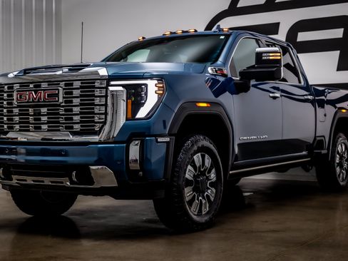 Used 2026 GMC Sierra 3500 Denali w/ Denali Reserve Package AWD/4WD image 31