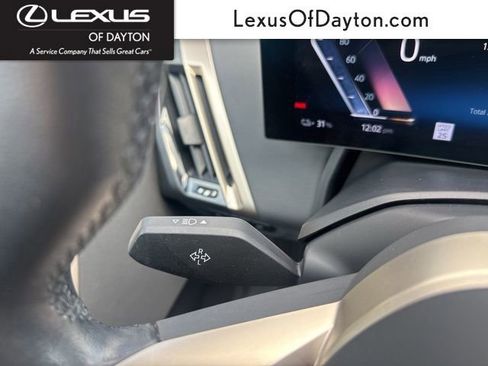 Used 2023 BMW iX xDrive50 image 19