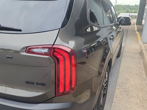 Used 2021 Kia Telluride SX w/ Nightfall Edition Package AWD/4WD image 8