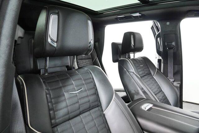 Certified 2026 Cadillac Escalade Platinum Sport w/ LPO, ONYX Package AWD/4WD image 25