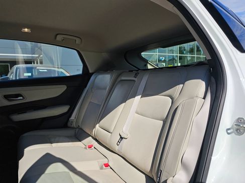 Used 2023 Nissan Ariya FWD image 14