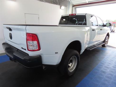 Used 2022 RAM 3500 Tradesman AWD/4WD image 13