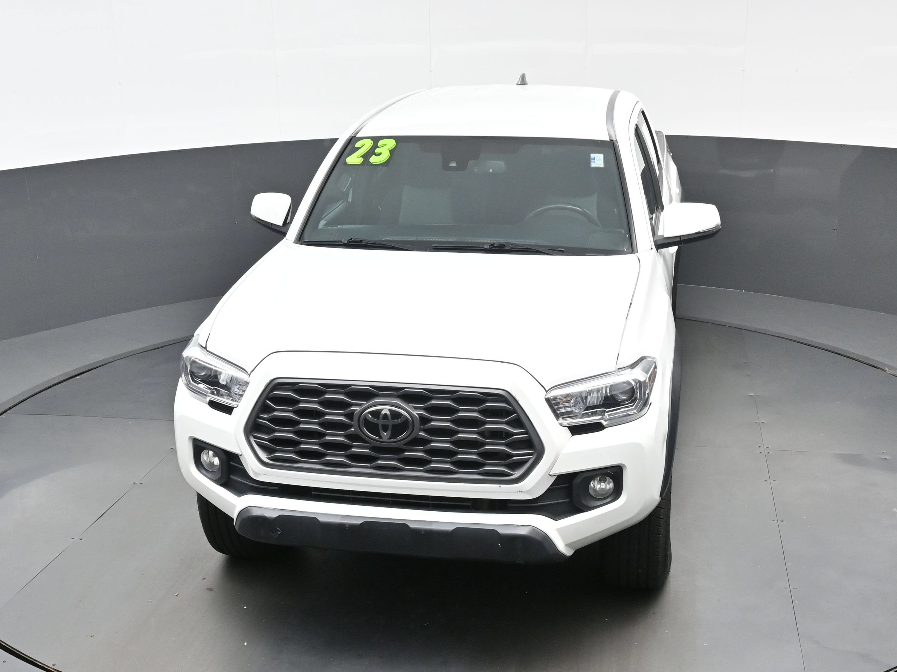 Used 2023 Toyota Tacoma TRD Off-Road AWD/4WD image 40