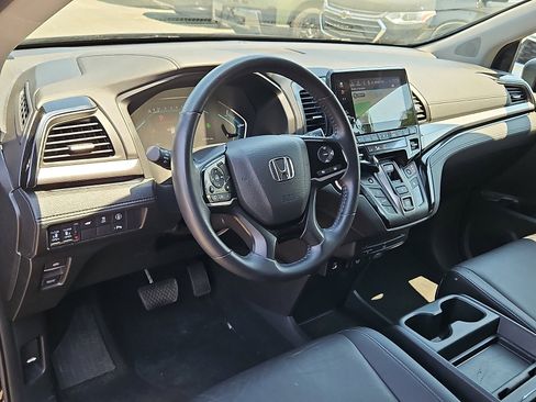 Certified 2023 Honda Odyssey Touring image 27