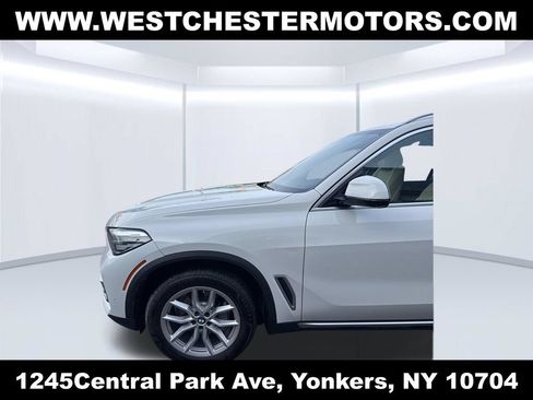 Used 2020 BMW X5 xDrive40i w/ Convenience Package AWD/4WD image 9