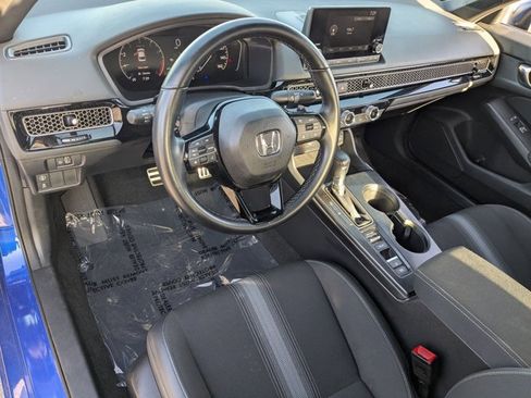 Used 2023 Honda Civic Sport image 9