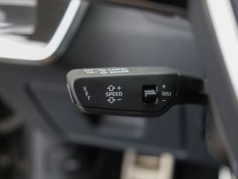 Used 2022 Audi RS 6 AWD/4WD image 52
