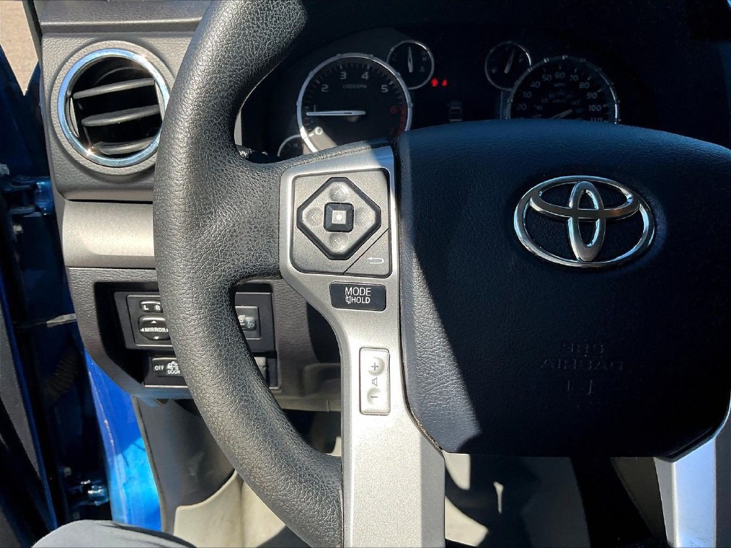 Used 2016 Toyota Tundra SR5 w/ SR5 Upgrade Package RWD image 14