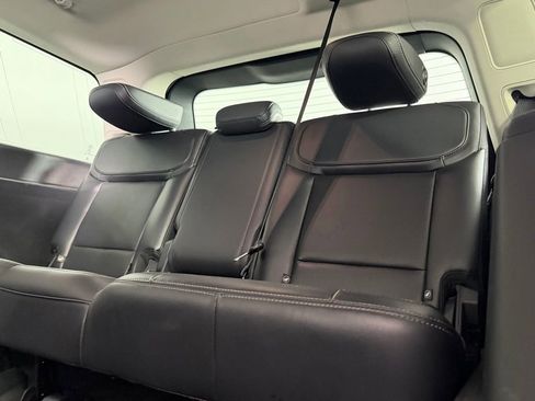 Used 2025 Ford Expedition Platinum AWD/4WD image 29
