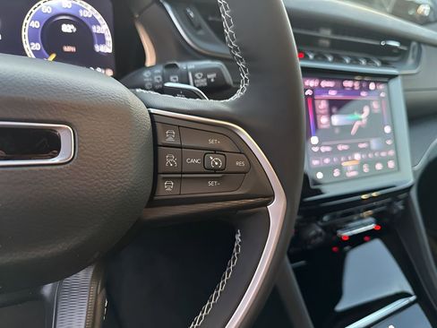 New 2025 Jeep Grand Cherokee L Altitude image 31