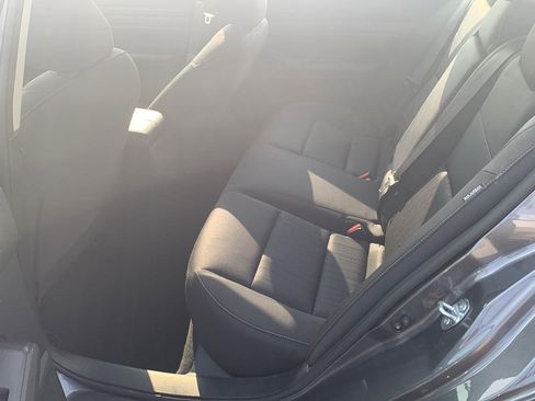 Used 2024 Nissan Altima 2.5 SV FWD image 21