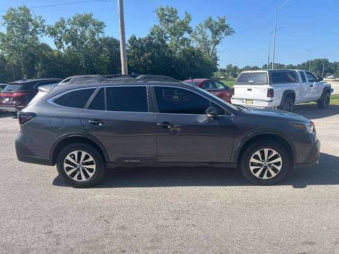 Used 2021 Subaru Outback Premium AWD/4WD image 4