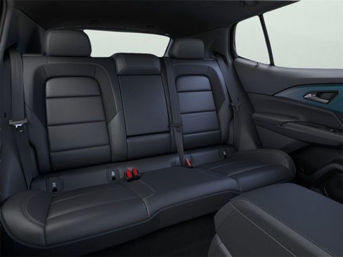 New 2026 Chevrolet Equinox EV LT image 17