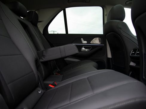 New 2026 Mercedes-Benz GLE 350 4MATIC image 14