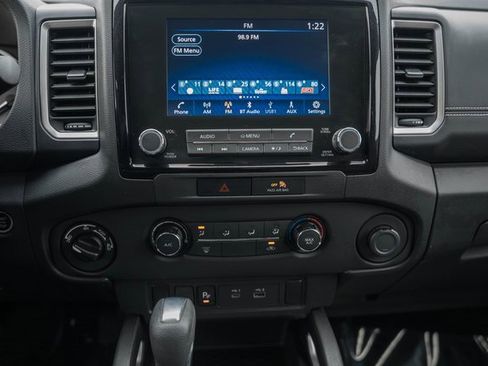 Used 2023 Nissan Frontier SV w/ Technology Package image 21