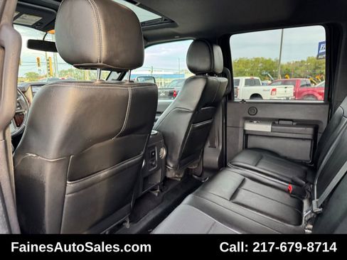 Used 2015 Ford F250 Lariat w/ Lariat Ultimate Package image 44