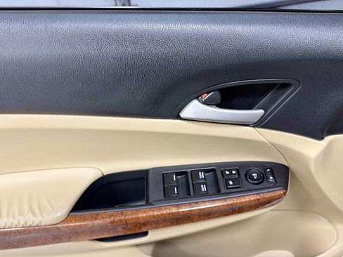 Used 2012 Honda Accord EX image 15