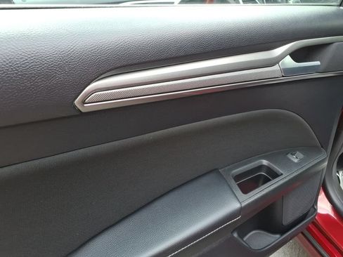 Certified 2019 Ford Fusion SE AWD/4WD image 20