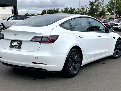 Used 2022 Tesla Model 3 Long Range image 11