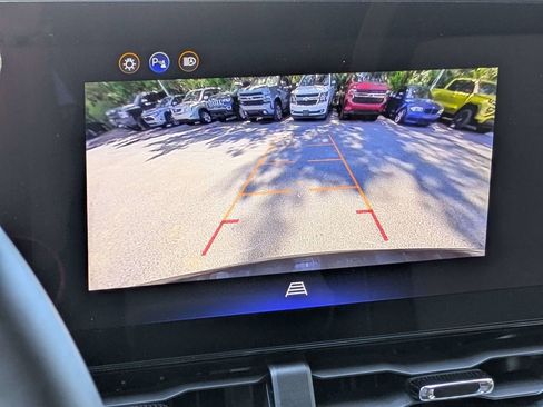 Used 2026 Chevrolet Equinox ACTIV AWD/4WD image 23