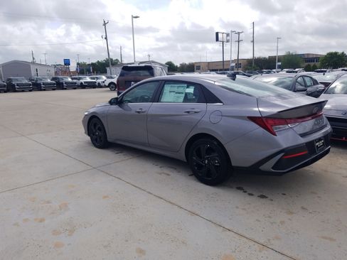 New 2026 Hyundai Elantra SEL Sport Premium w/ Cargo Package FWD image 5